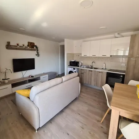 Apartment Apartma Iva *