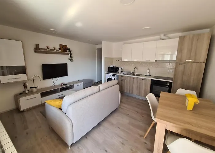 아파트 Apartma Iva *